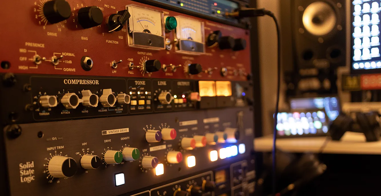 EDM mixing session